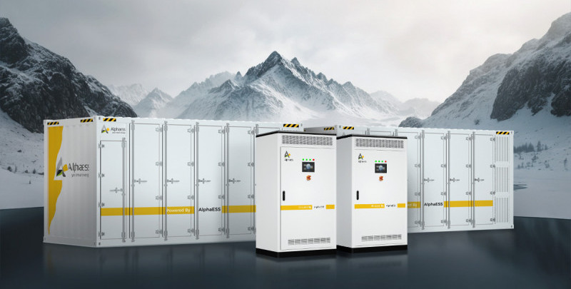 Ein mobiler Stromspeicher mit PV-Panel zum Camping oder für den Balkon.